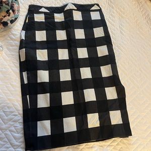 Banana Republic Buffalo plaid pencil skirt